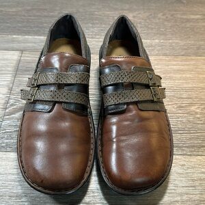 Naot brown leather flat loafers woman’s size 38 (d106)